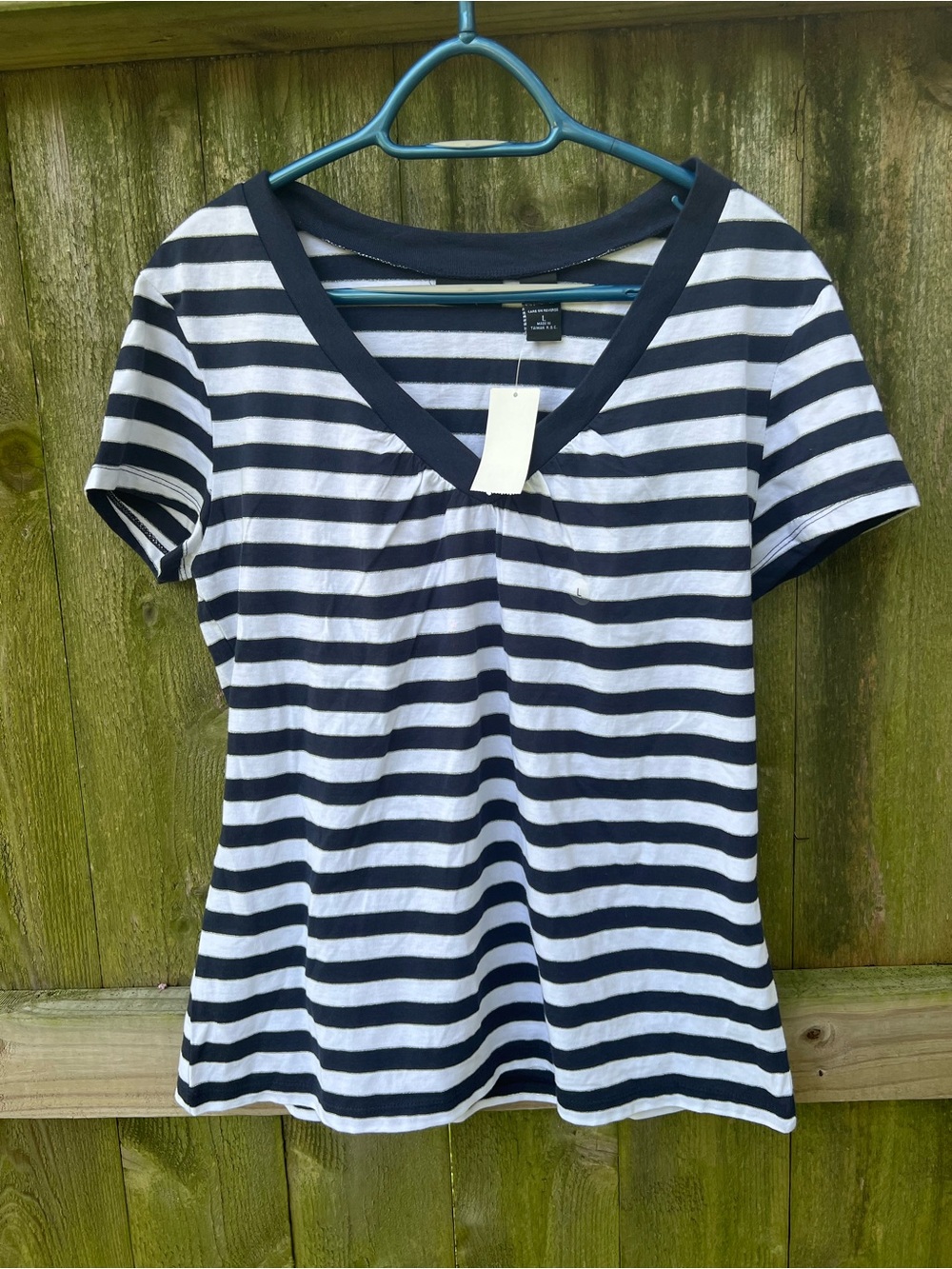 New York & Company large striped short sleeve shirt